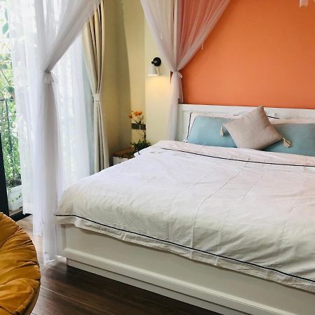 Chez Madame Binh Bed & Breakfast Hanoi Exterior photo