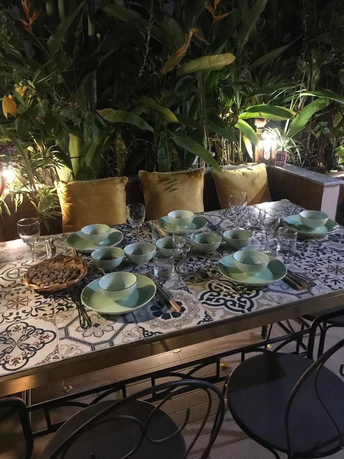 Chez Madame Binh Bed & Breakfast Hanoi Exterior photo